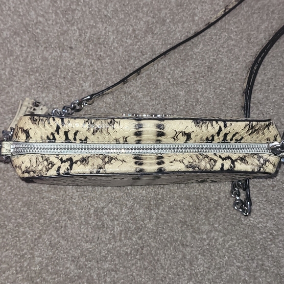 Michael Kors embossed snake skin camera bag - Picture 5 of 9